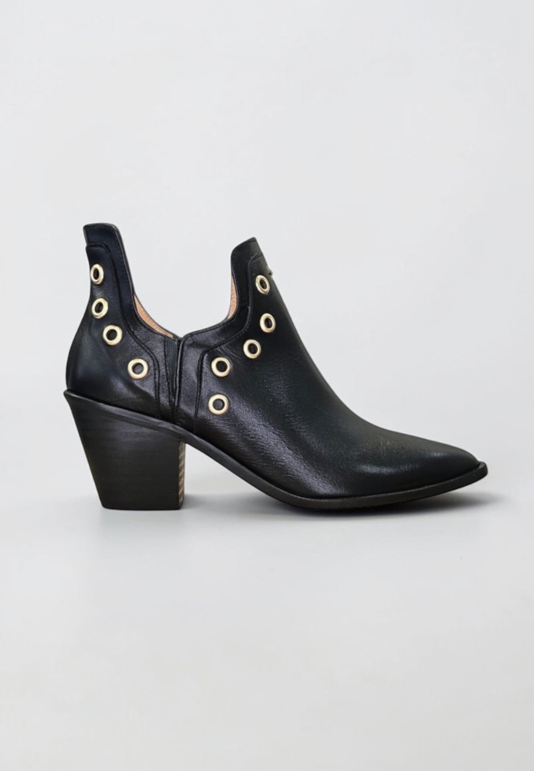 Alexa boots