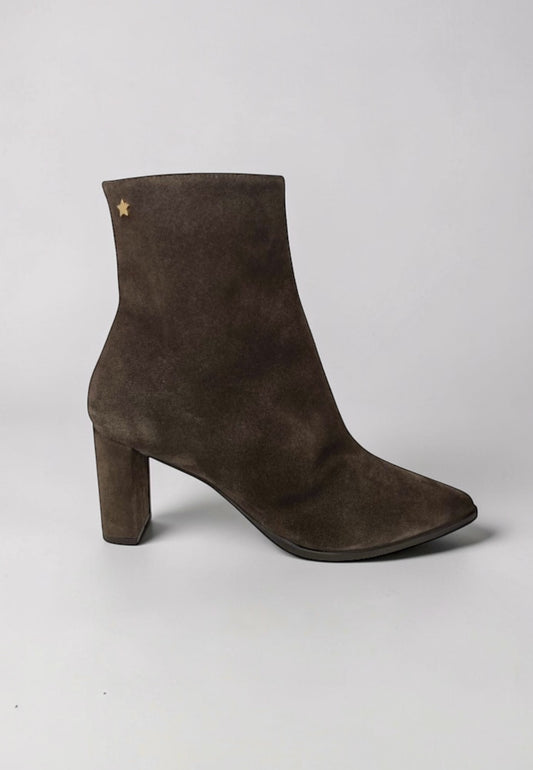 Daniela boots
